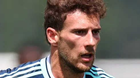 Goretzka durante treinamento pela Alemanha. (Photo by Alexander Hassenstein/Getty Images)