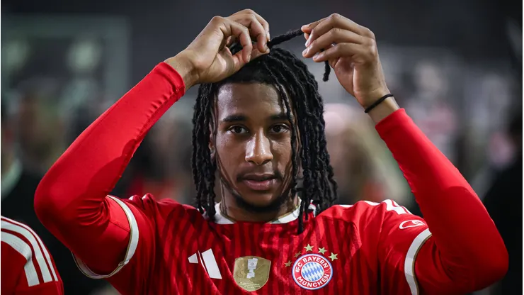 Segundo o The Thelegraph, Florentino Pérez deve enviar oferta por Michael Olise, do Bayern, na terça (09). Foto: IMAGO / Ulmer/Teamfoto