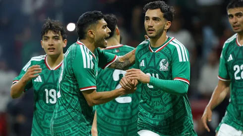 Jogadores do México comemorando um gol. Foto: Agustin Cuevas/Getty Images