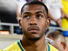 Ancelotti testa time com Rayan de titular e quatro atacantes