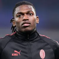 Rafael Leão reclama de atuar fora de posição no Milan