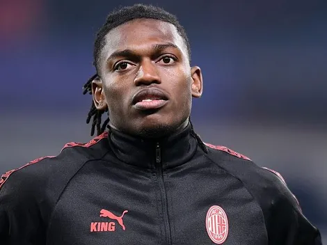 Rafael Leão reclama de atuar fora de posição no Milan