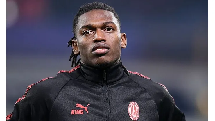 Rafael Leão, alvo do United, expõe desgaste e atuação fora de posição no Milan e deixou claro que gostaria de atuar na Premier League (Foto: Alessandro Sabattini/Getty Images)