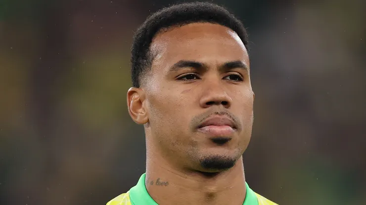 Gabriel Magalhães antes de uma partida pelo Brasil. Foto: Ryan Pierse/Getty Images