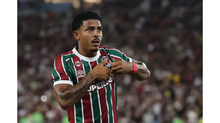 John Kennedy está na mira do Shakhtar. Foto: Wagner Meier/Getty Images