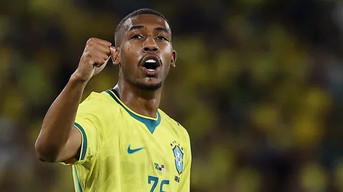 Liverpool conta com Iraola para contratar Rayan em janeiro de 2027. (Foto: Wagner Meier/Getty Images)
