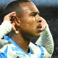 Roma e Flamengo disputam Igor Paixão
