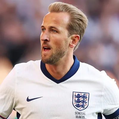 Inglaterra encaminha time para a estreia