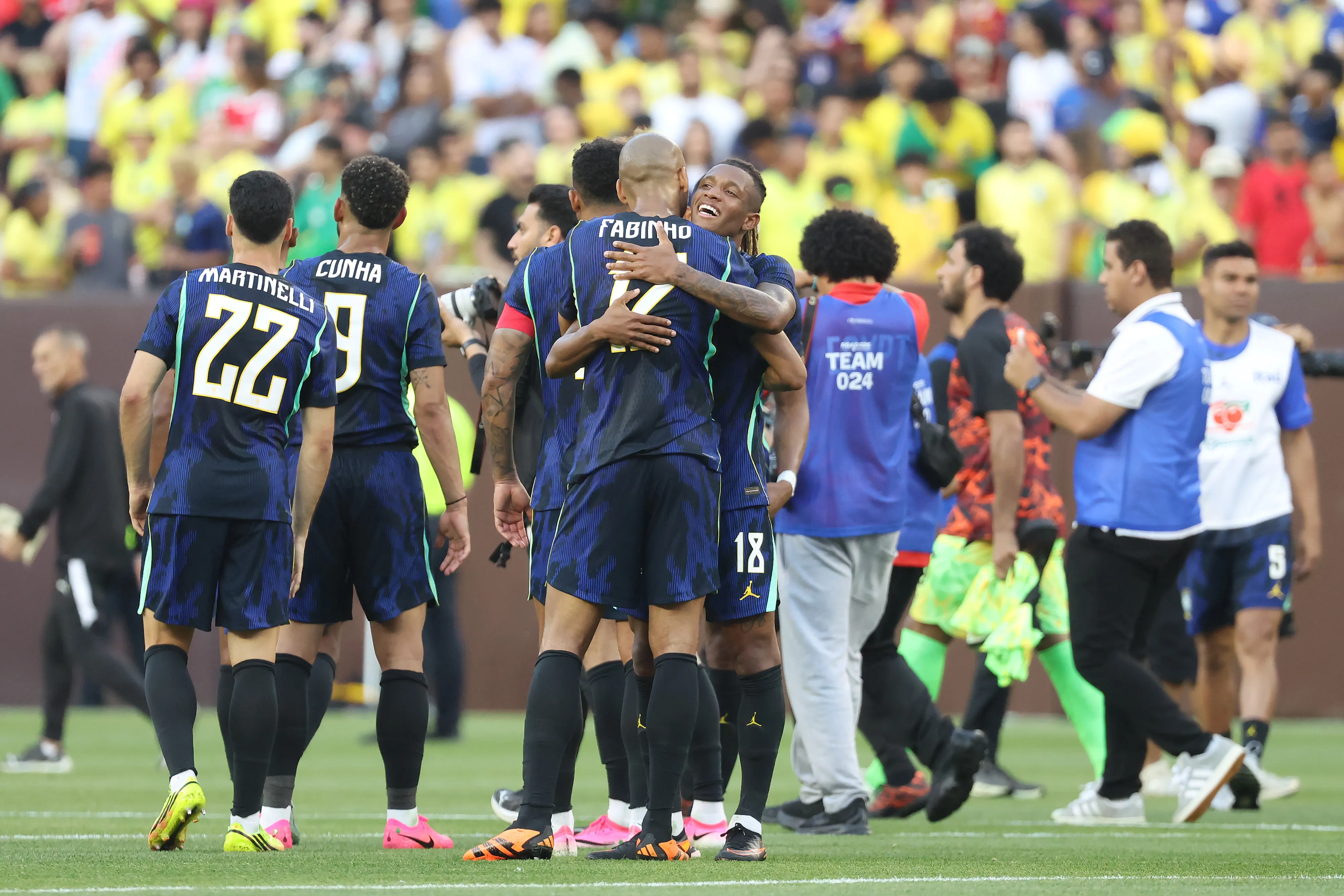 Jogadores da Seleção Brasileira contra o Egito. (Foto: Kirk Irwin/Getty Images)