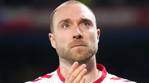 Christian Eriksen passa mal novamente em jogo da Dinamarca. (Photo by Gabriel Kuchta/Getty Images)