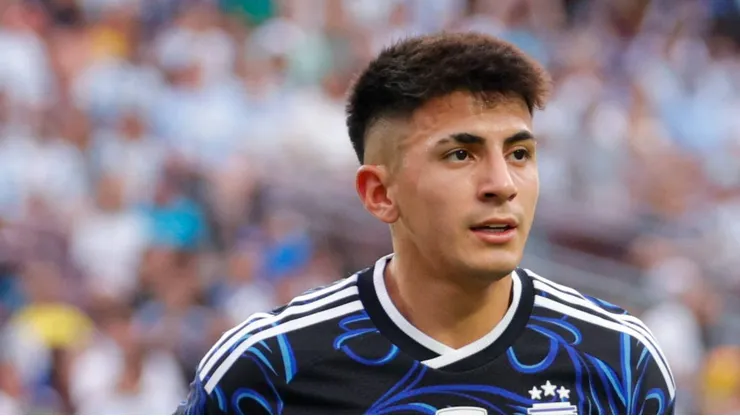 Thiago Almada se anima com a chance de defender o Flamengo. Foto: Imago