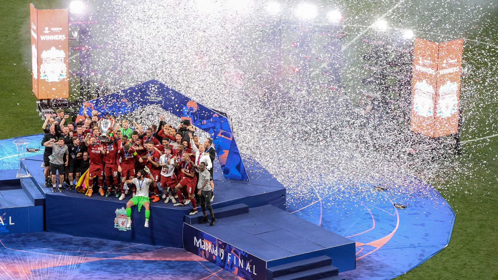 Festa do Liverpool após a final da Champions League contra o Tottenham (foto: David Ramos/Getty Images)