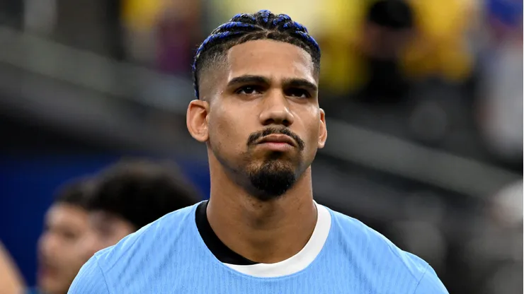 Ronald Araújo tem lesão confirmada. Foto: Candice Ward/Getty Images
