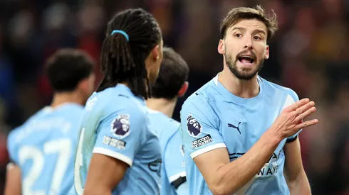 O zagueiro Ruben Dias pode deixar o Manchester City (Matt McNulty/Getty Images)