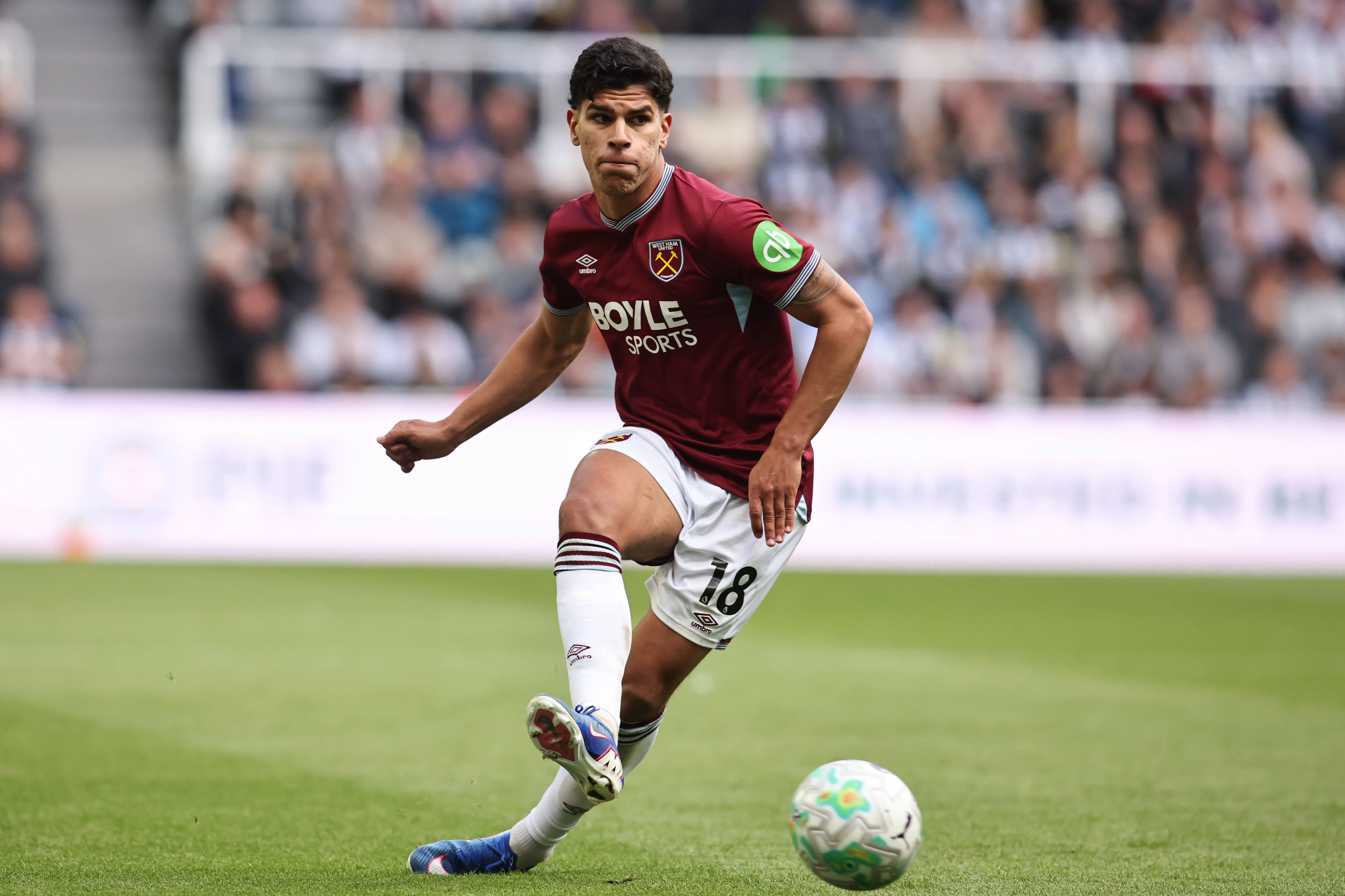 Mateus é alvo do Manchester United e Real Madrid. West Ham definiu valor em R$ 591 milhões, segundo o jornalista Fabrizio Romano. Foto: IMAGO / NurPhoto