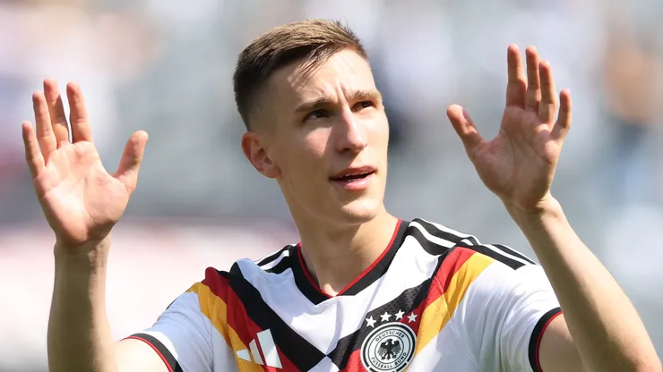 Nico Schlotterbeck pela Seleção. (Foto: Alexander Hassenstein/Getty Images)