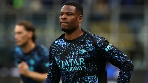 Dumfries em jogo da Inter de Milão