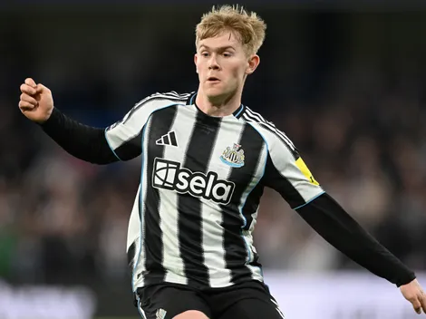 Manchester United tem Lewis Hall como prioridade no mercado