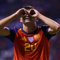 Espanha amplia série invicta e chega forte para Copa