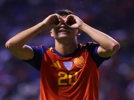 Espanha amplia série invicta e chega forte para Copa
