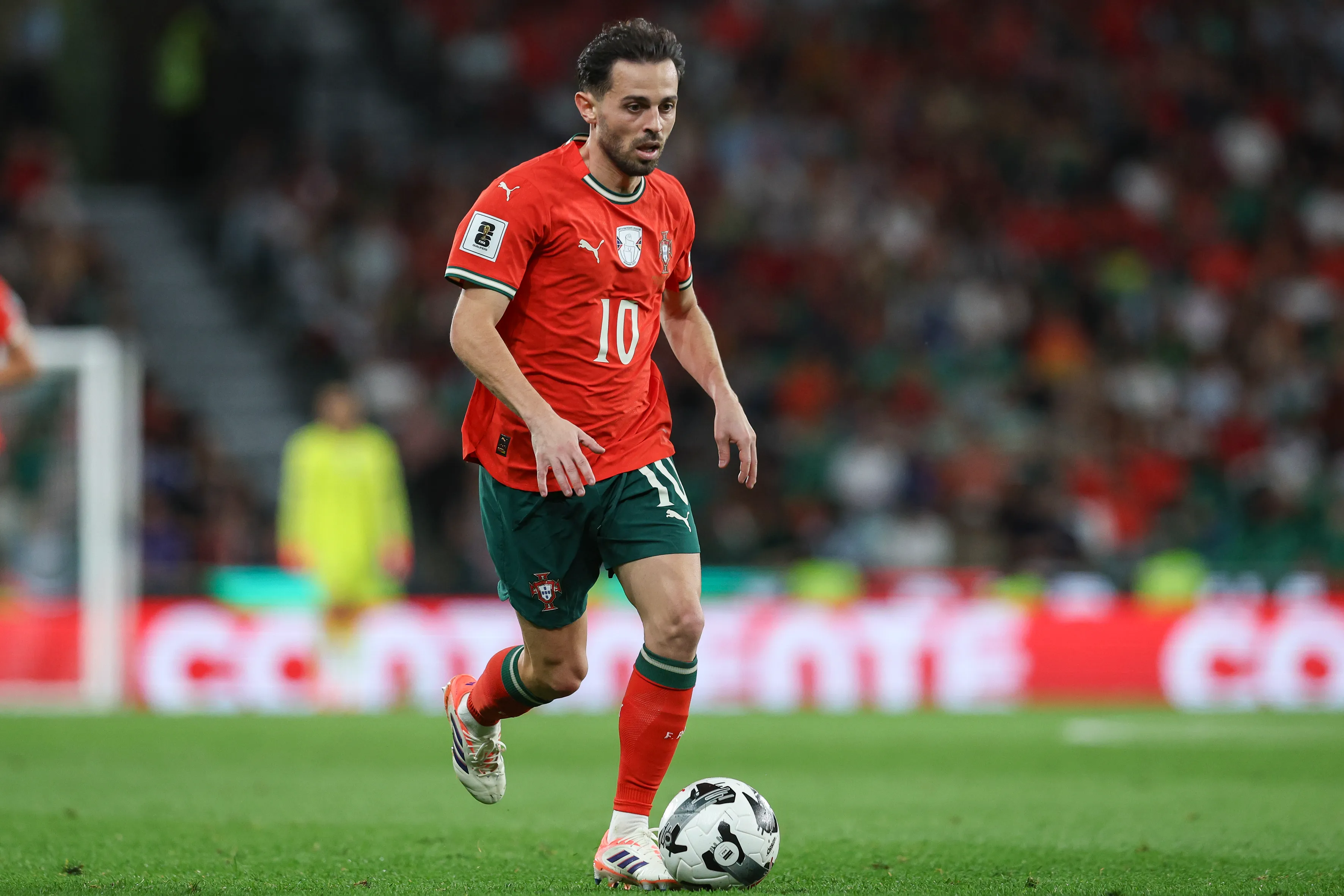 Bernardo Silva em campo por Portugal (Foto: Carlos Rodrigues/Getty Images)