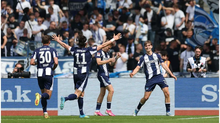 Kennet Eichhorn durante partida do Hertha Berlim. Foto: Maja Hitij/Getty Images