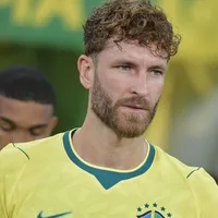 Flamengo vê Léo Pereira na mira de cinco clubes