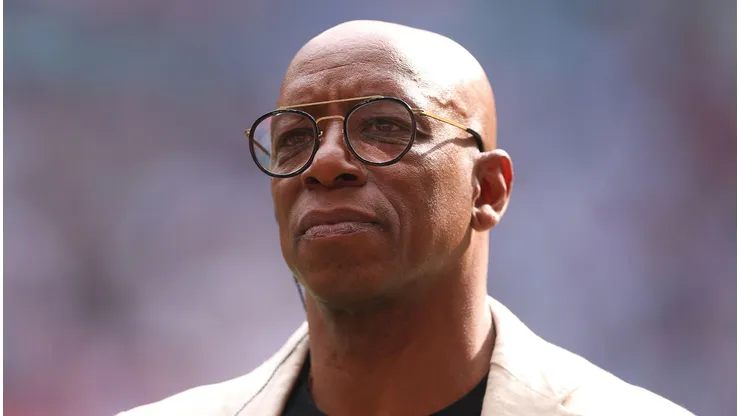 Ian Wright durante participação em partida. Foto: Alex Pantling/Getty Images