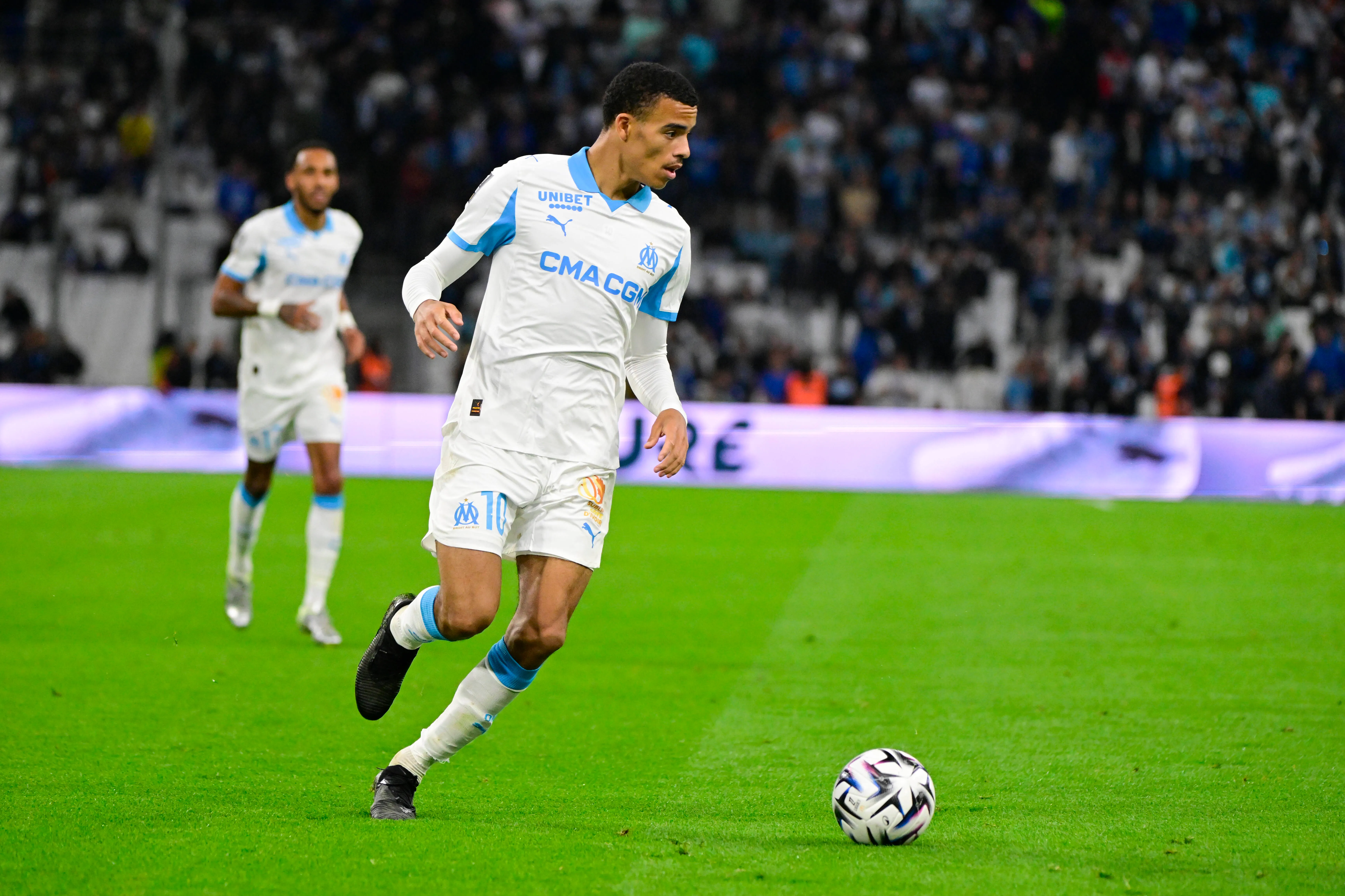 Greenwood em ação pelo Marseille. Foto: IMAGO / PsnewZ