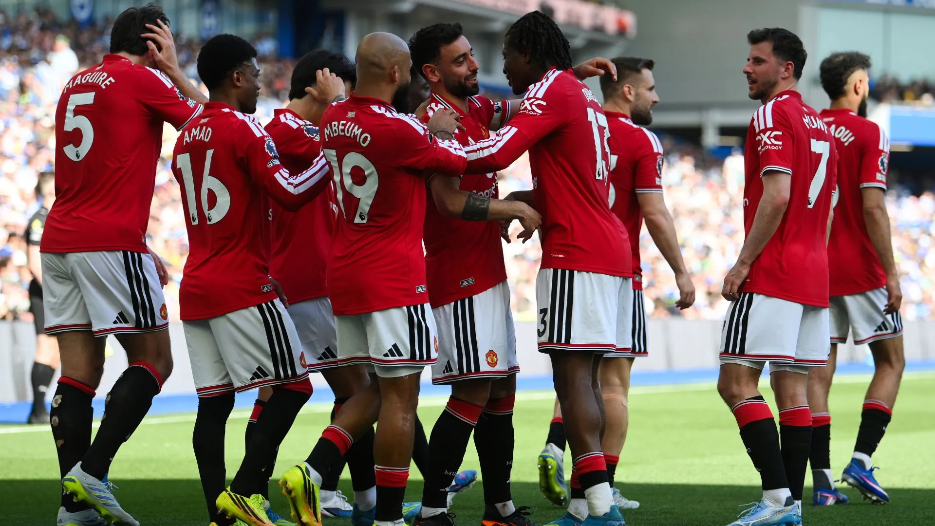 Manchester United vai disputar amistosos no segundo semestre de 2026 (foto: Mike Hewitt/Getty Images)