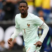 Dembélé ganha voz na França e cobra mais de Mbappé