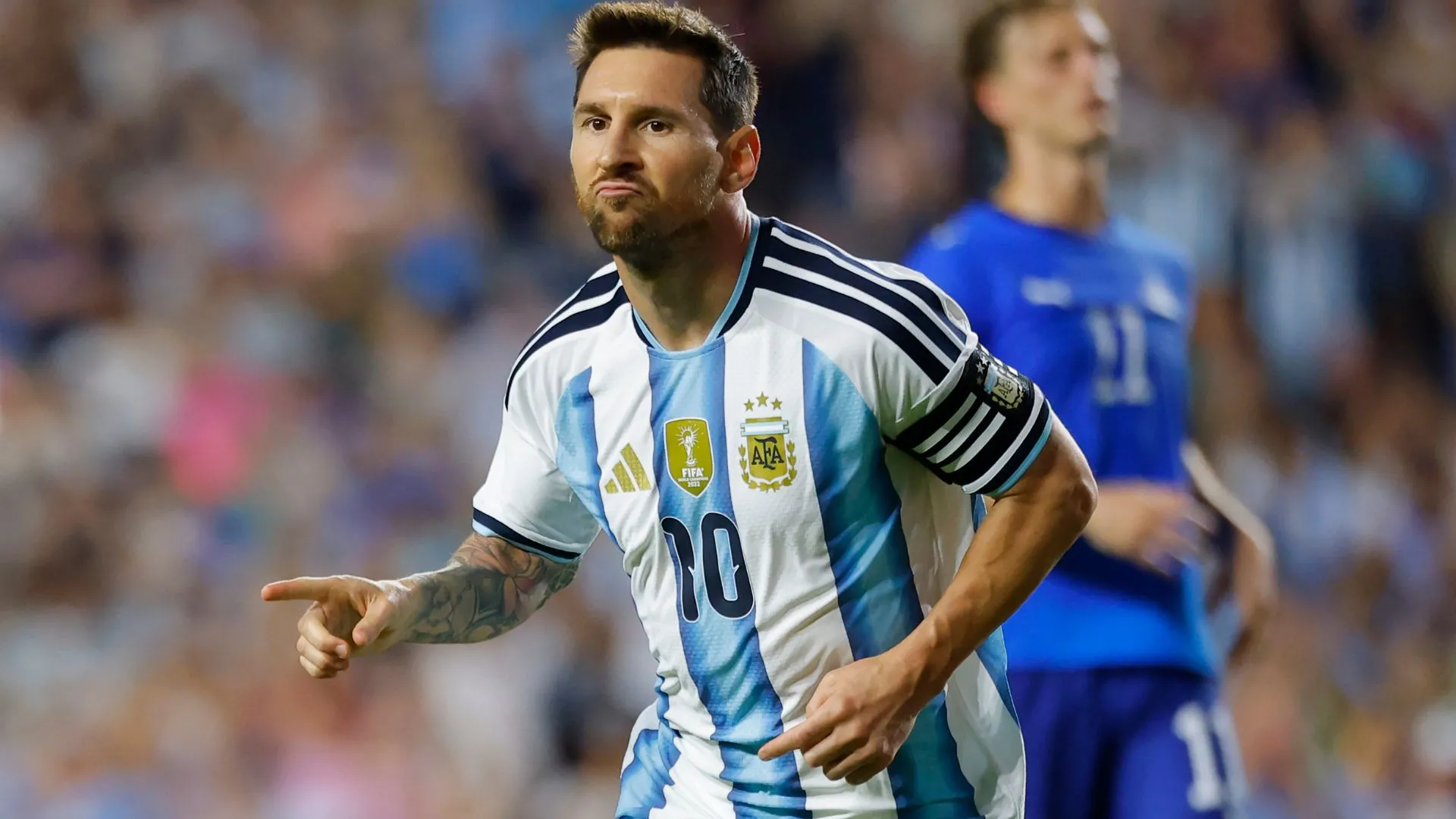 Messi fez gol contra a Islândia (foto: Todd Kirkland/Getty Images)