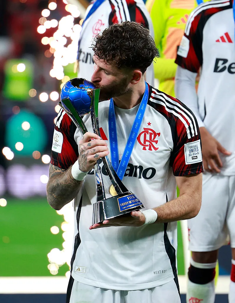 Leo Pereira comentou sobre deixar o Flamengo e aceitar ir para o futebol europeu em time de menor ambição (Foto: Getty Images)
