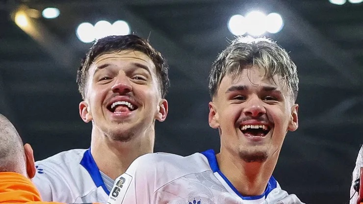 Kerim Alajbegović na mira de clubes da Premier League