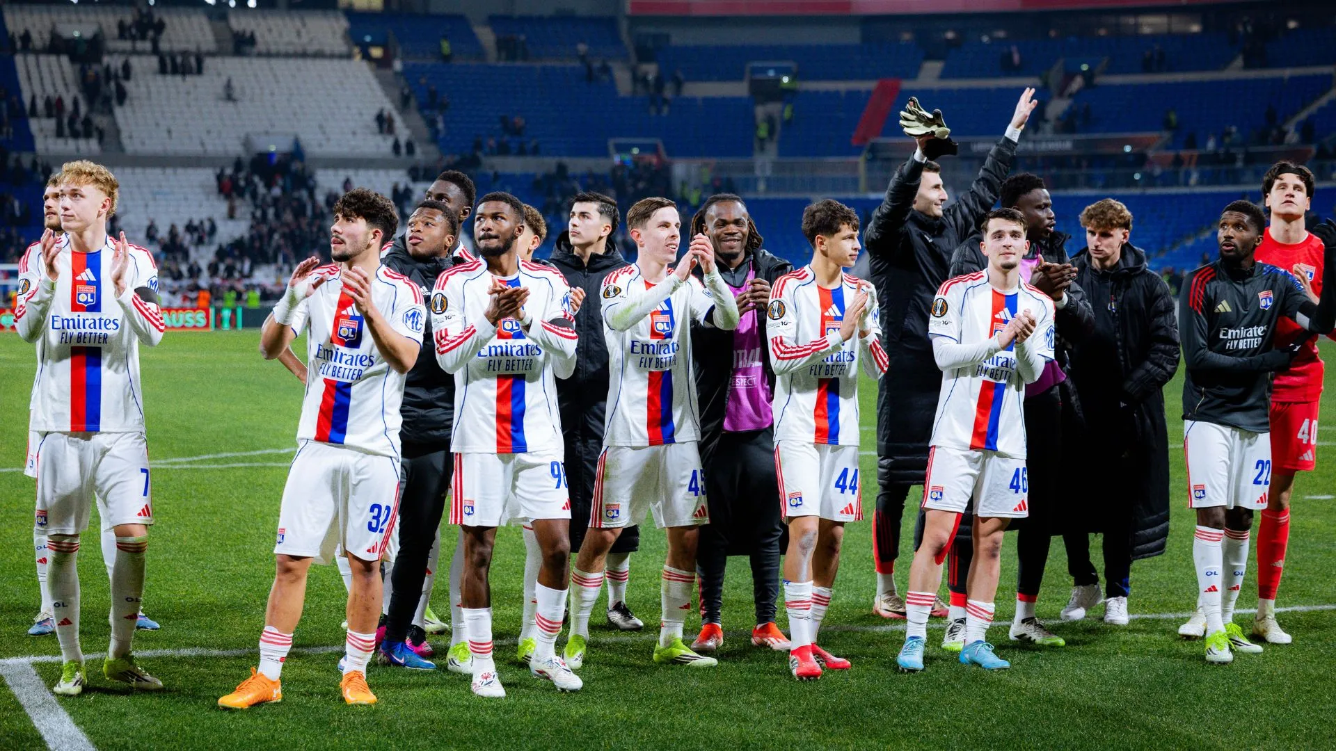 Lyon venceu o PSG na última temporada e utilizou Noham Kamara nos minutos finais (foto: Pauline Figuet/Getty Images)