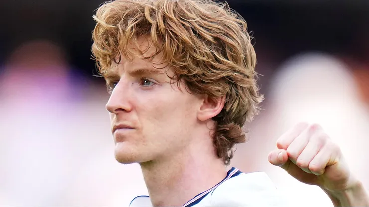 Anthony Gordon, atacante da Inglaterra. (Photo by Rich Storry/Getty Images)