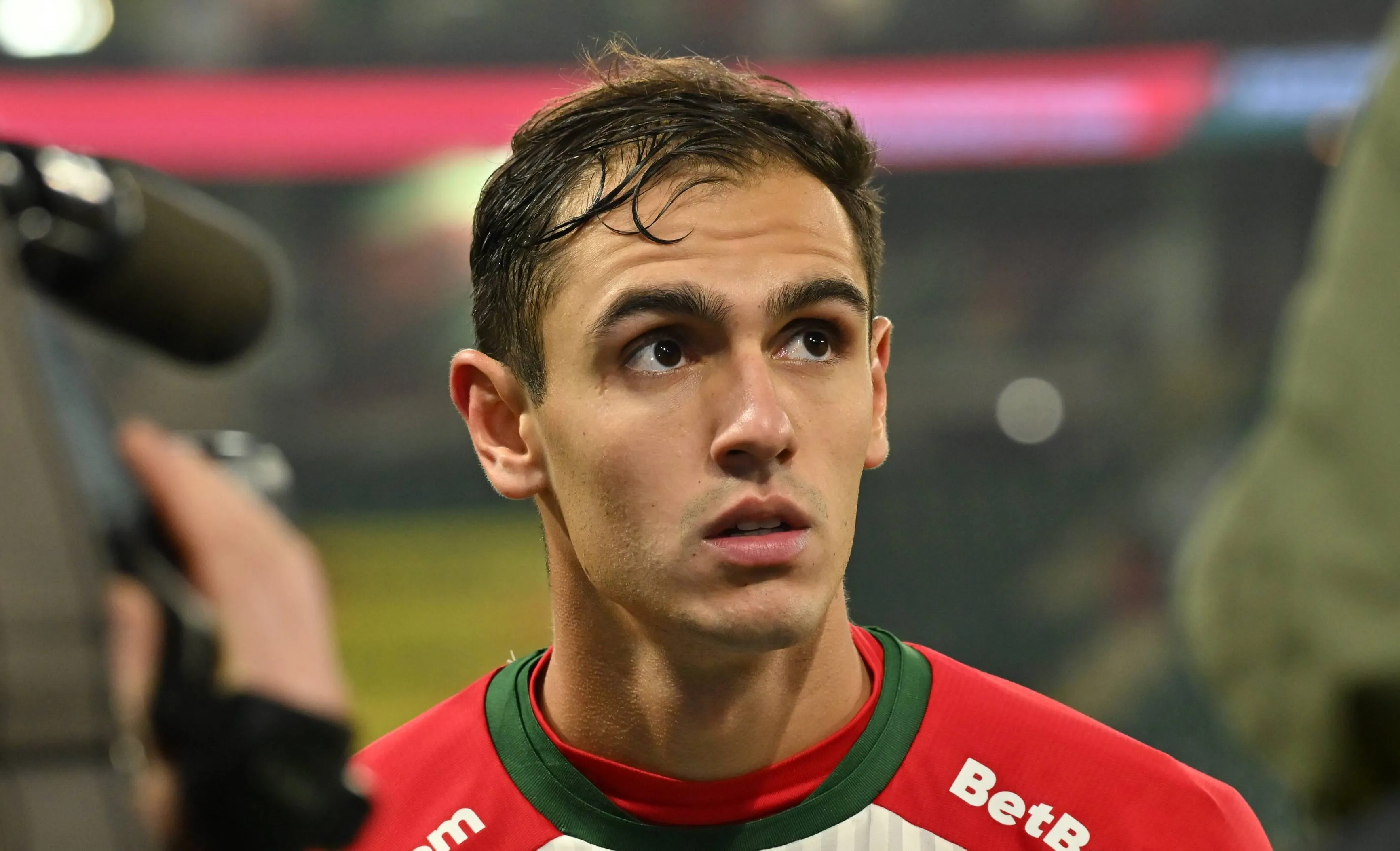 Fasson em entrevista pelo Lokomotiv