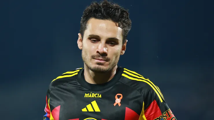 Raphael Veiga em campo pelo Club América. Foto: Hector Vivas/Getty Images