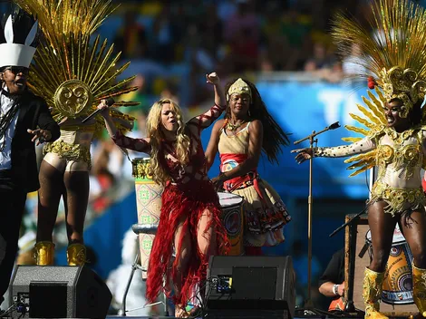 Shakira comanda a festa antes de México x África do Sul