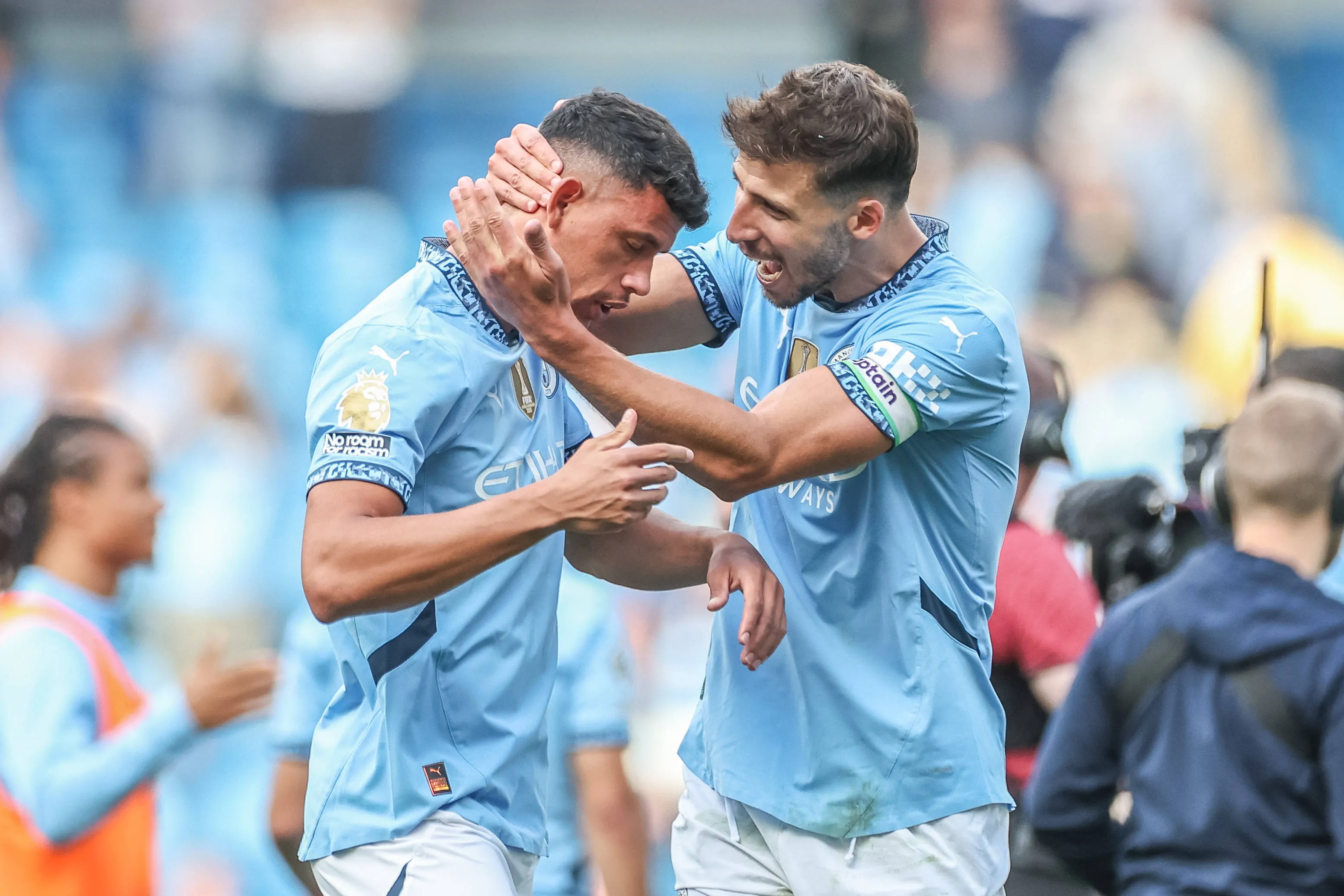 Ruben Dias e Matheus Nunes, pelo Manchester City. Foto: IMAGO /&nbsp;News Images