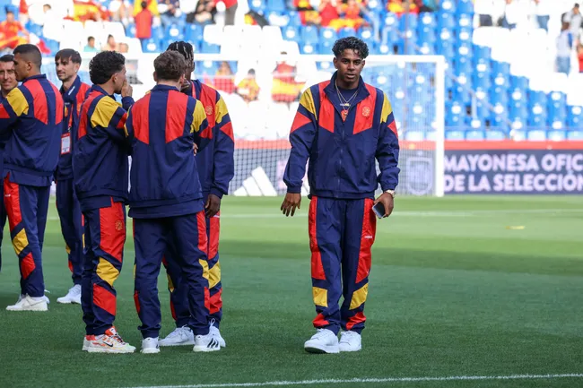 Lamine Yamal estará contra Cabo Verde na estreia da Espanha na Copa do Mundo. Foto: IMAGO / AOP.Press