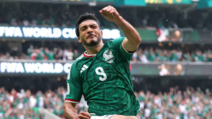 Raúl Jiménez marca para o México e espanta fantasma de 12 anos na Copa do Mundo. (Foto: Carl Recine/Getty Images)
