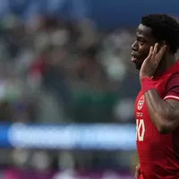 Canadá busca de primeira vitória em Copas diante da Bósnia