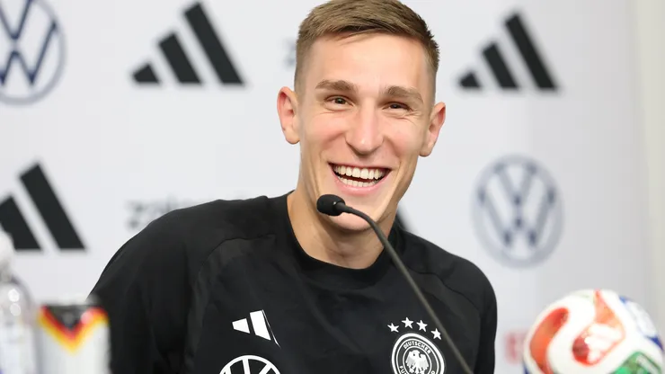 O zagueiro Schlotterbeck é especulado no Real Madrid (Alexander Hassenstein/Getty Images)