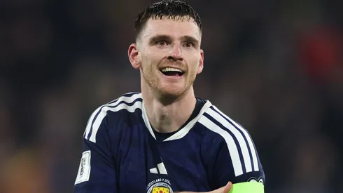 Robertson após uma partida pela Escócia. Foto: Ian MacNicol/Getty Images