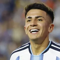 Napoli entra na disputa por Almada