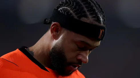 Memphis Depay foi reserva na estreia da Holanda pela Copa do Mundo