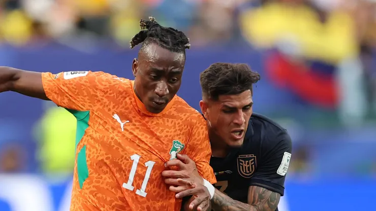 Yan Diomandé agita a web após show em Costa do Marfim x Equador (Photo by Darrian Traynor/Getty Images)