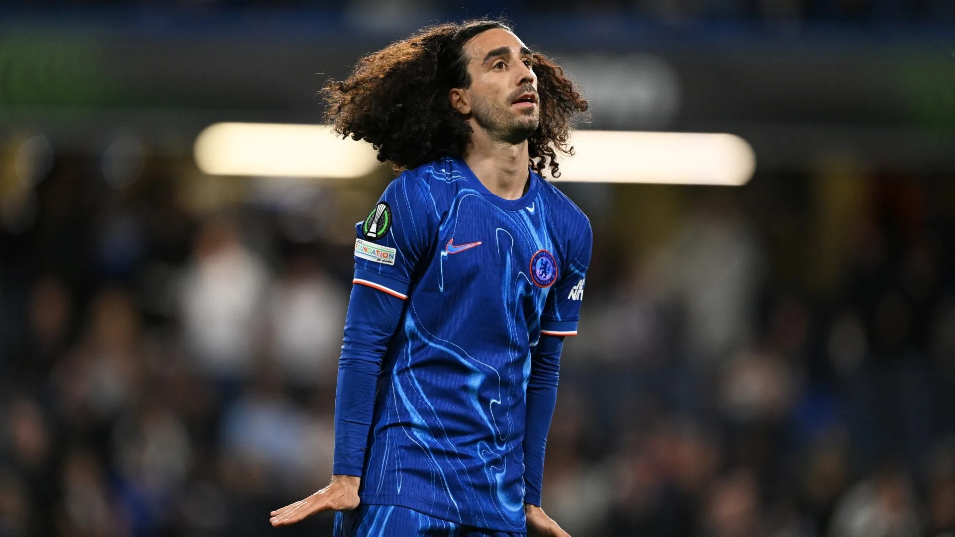 Marc Cucurella comemorando gol