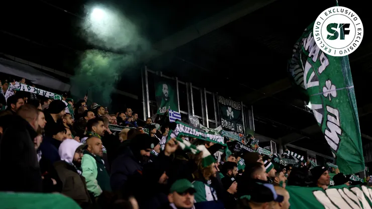 Torcida do Panathinaikos. (Foto: Carl Recine/Getty Images)
